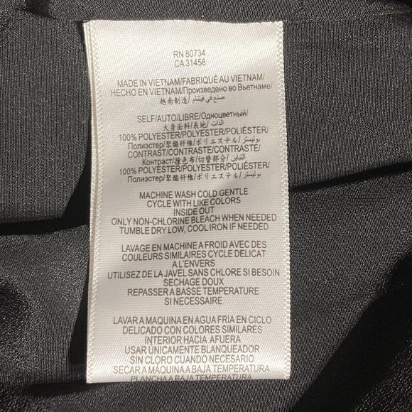 BCBGeneration Black Top Velvet Velour Short Sleeves Open Back Cut-Out Women's S - Picture 9 of 9